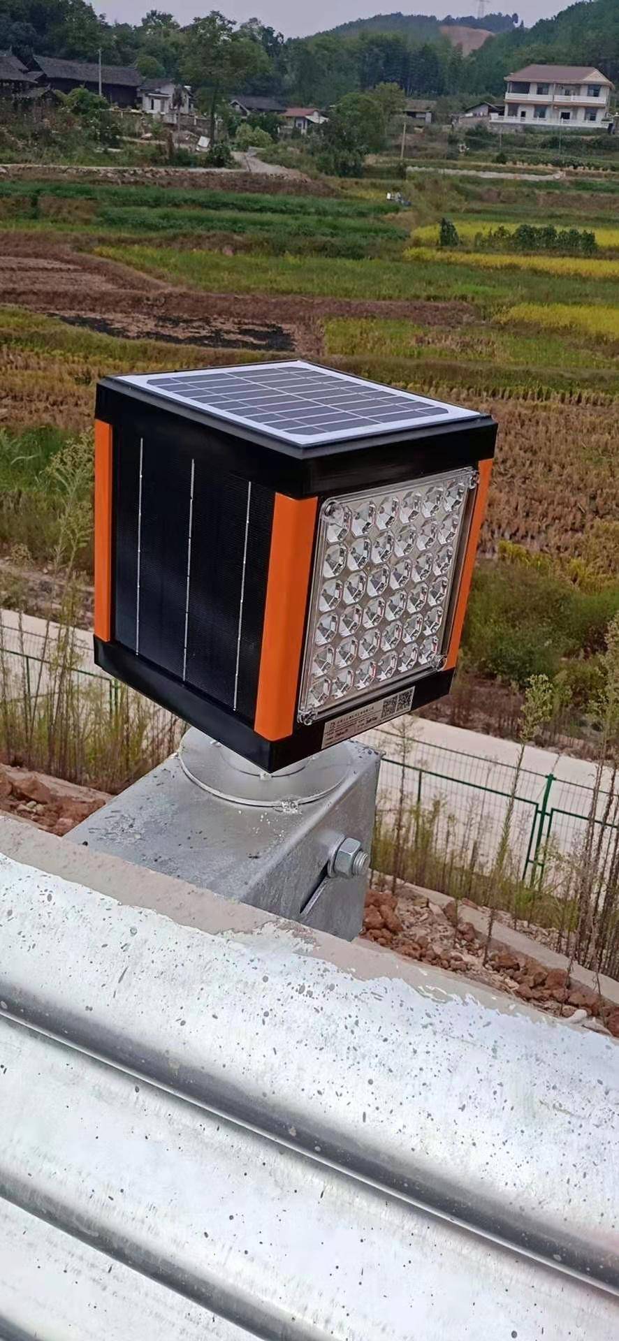 智能雾区引导及防撞系统