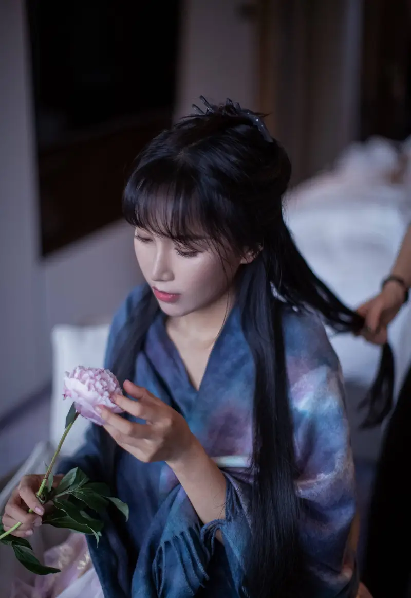 李子柒合作公司对李子柒内容扶持近乎于0却靠李子柒一轮轮融资任性