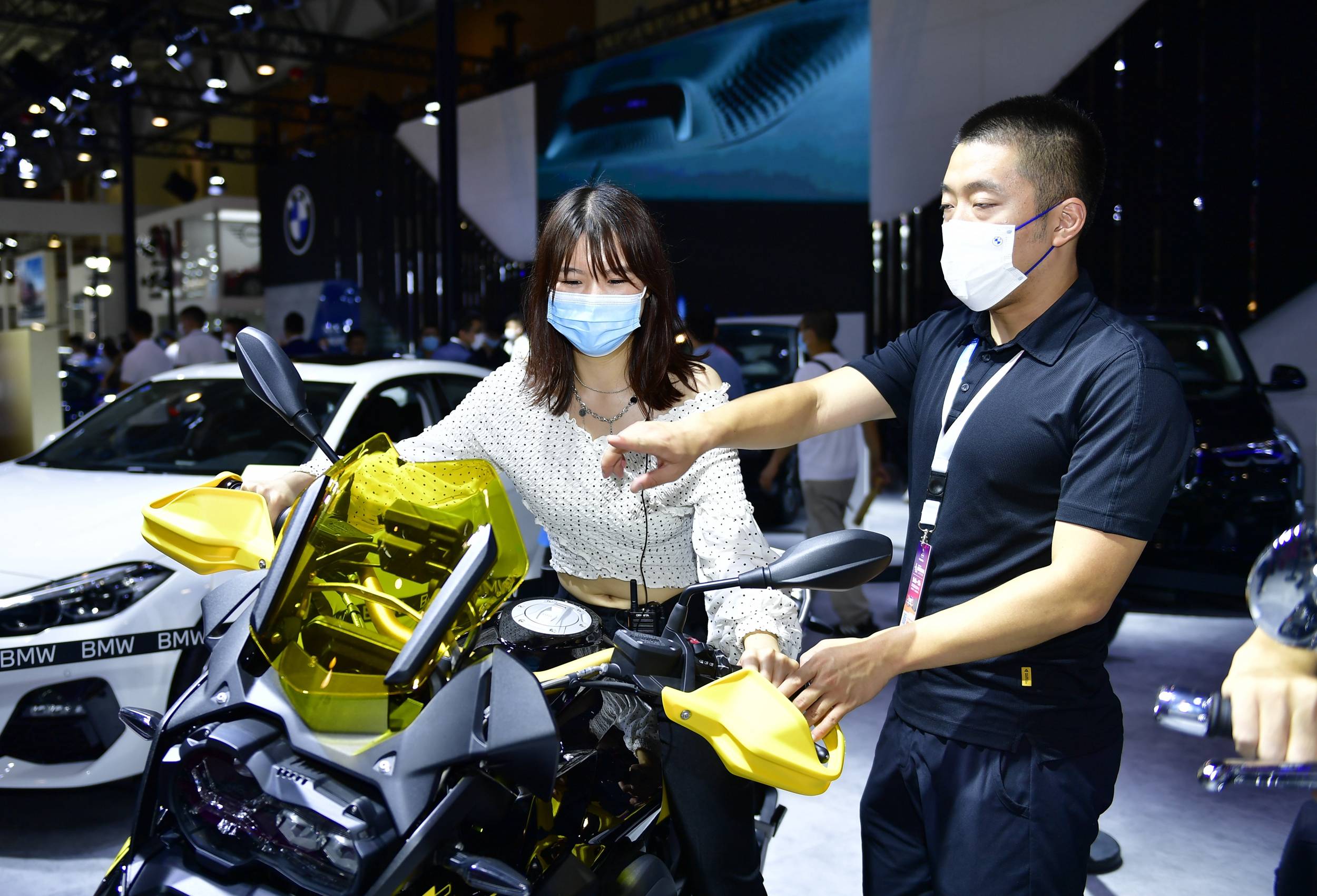 秋天是收获的季节,来青岛国际汽车嘉年华体验丰收!