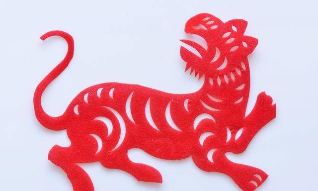 鼠年迎好运四生肖诸事顺利财路旺盛前程一片光明