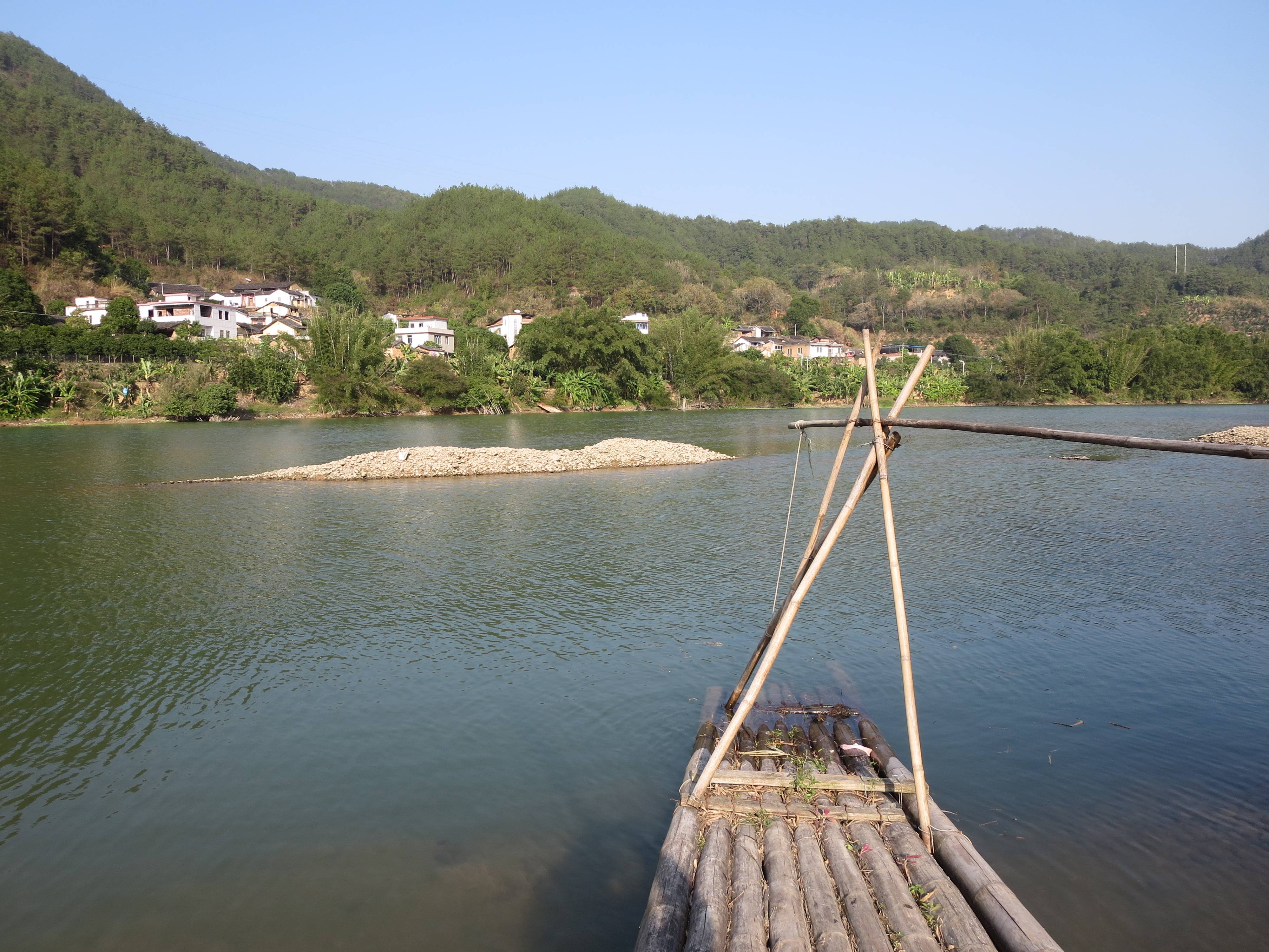 闲走岭下村（五篇札记）