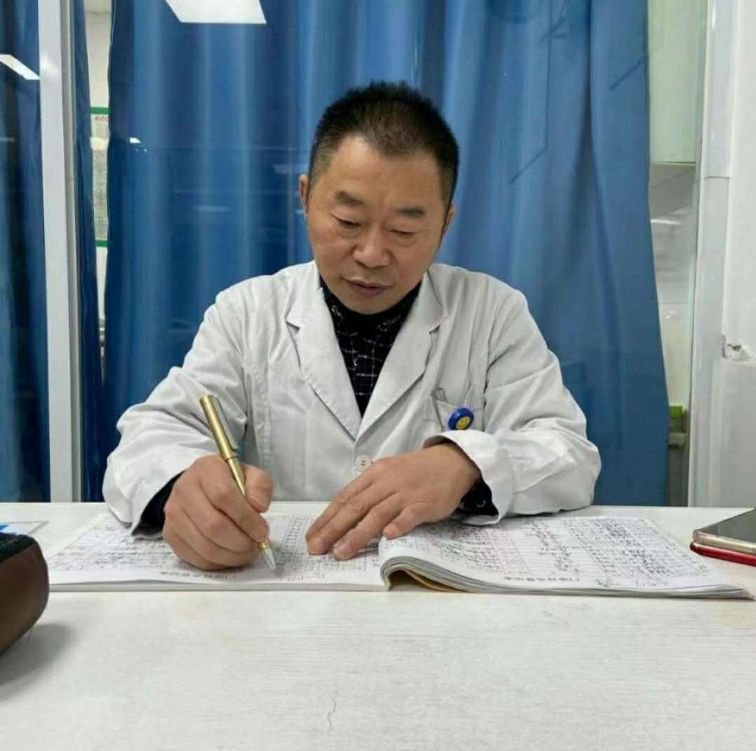 治疗|胡远忠医师——肝硬化的危害有哪些？如何治疗？