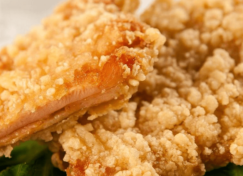 在家试试做这道外酥里嫩的香炸鸡排!