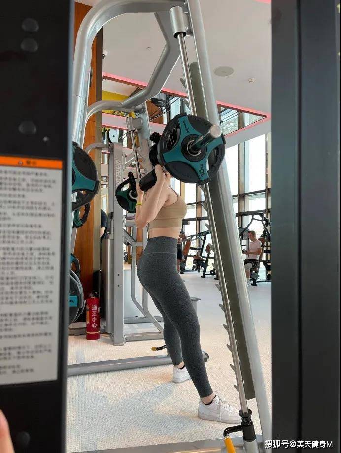 廣東美女堅持健身，好身材完美展現，堅持運動是關鍵 健身減肥達人 第6张
