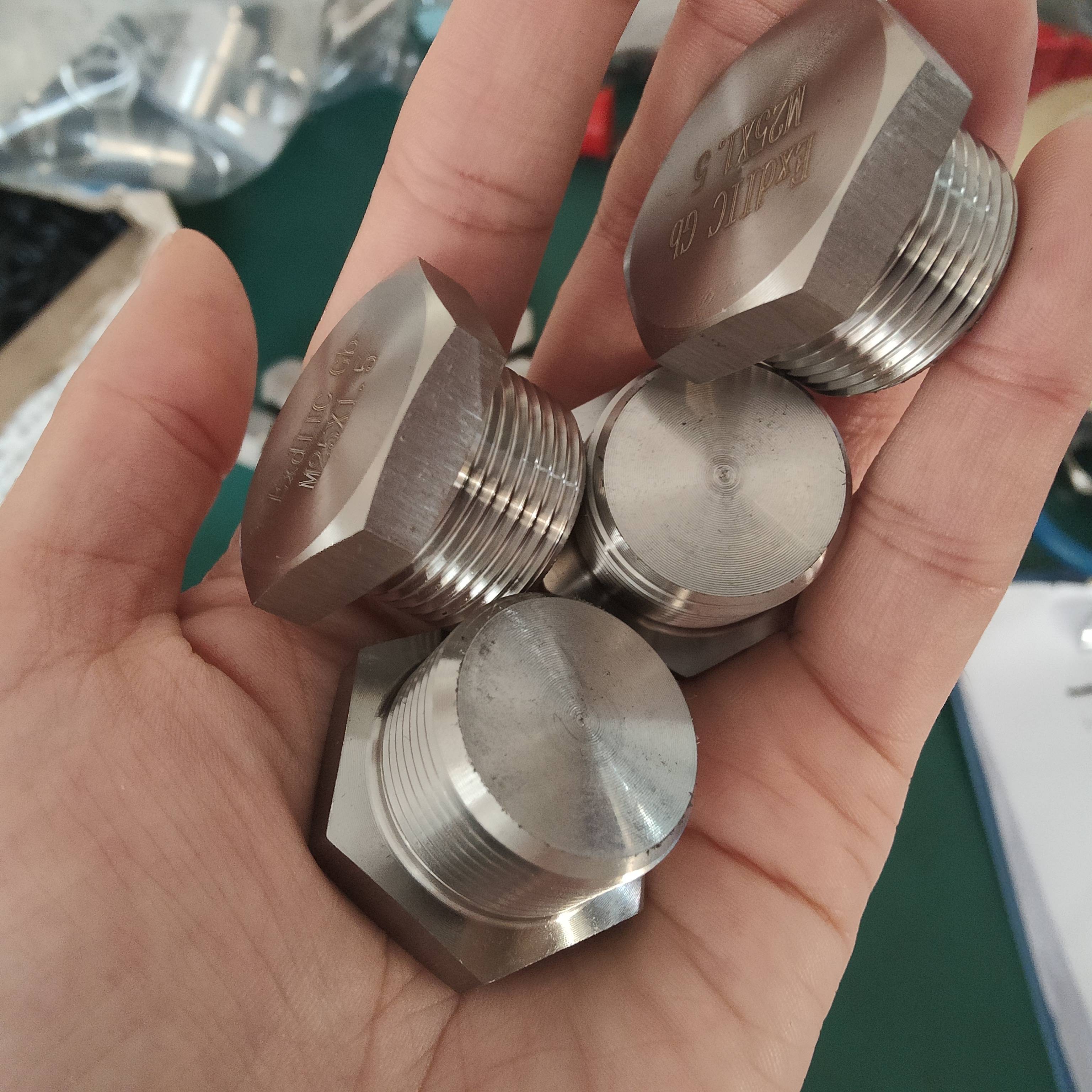 防爆堵头的作用