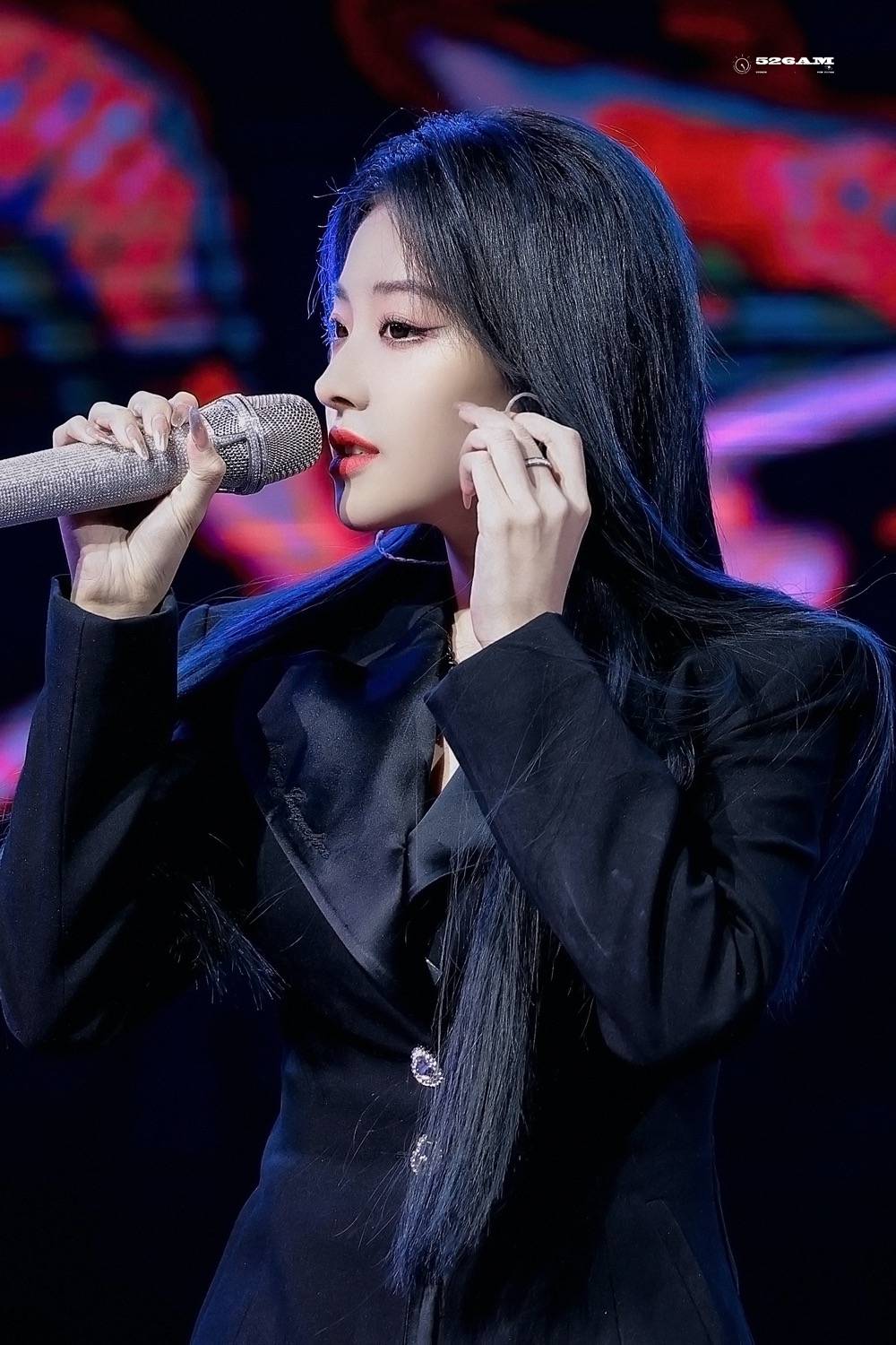 喻言大漠火热开唱,献唱阿拉善英雄会开幕式舞台