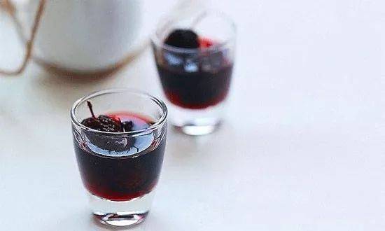 作用|桑葚酒的功效与作用有哪些？多点让你重新认识它，别说我不告诉你