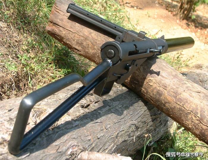 司登冲锋枪射程图片