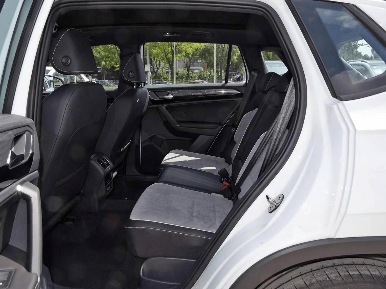 20万的越野车车排行榜_以上几款车便是总结的20万左右的SUV排名中比较出色的几款(2)