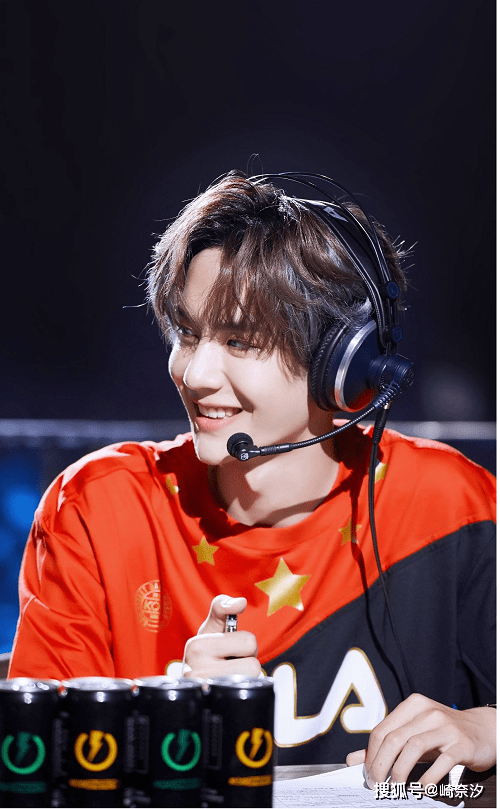 品牌 两大代言将官宣！王一博为何总被青睐？