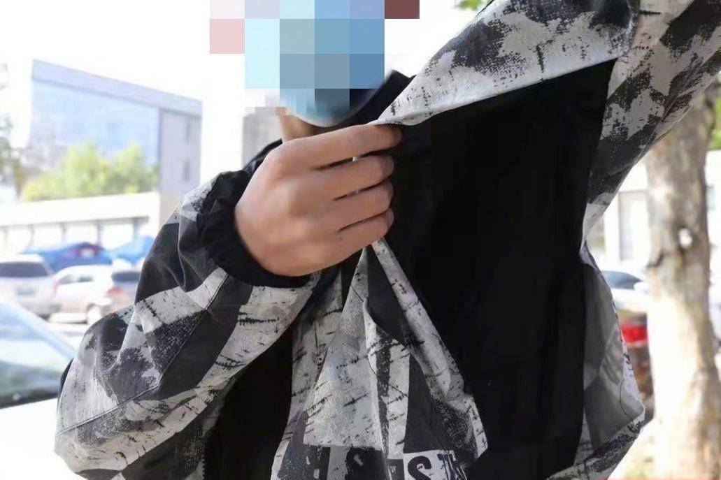 西安城市交通技师学院学生质疑 遭教官飞踹送医院(图2)