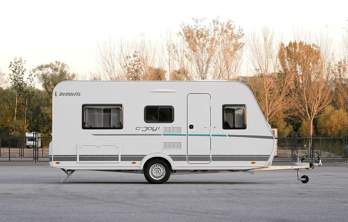 德国原装进口房车如何选择实拍欧洲进口德福c-joy460le拖挂房车北京