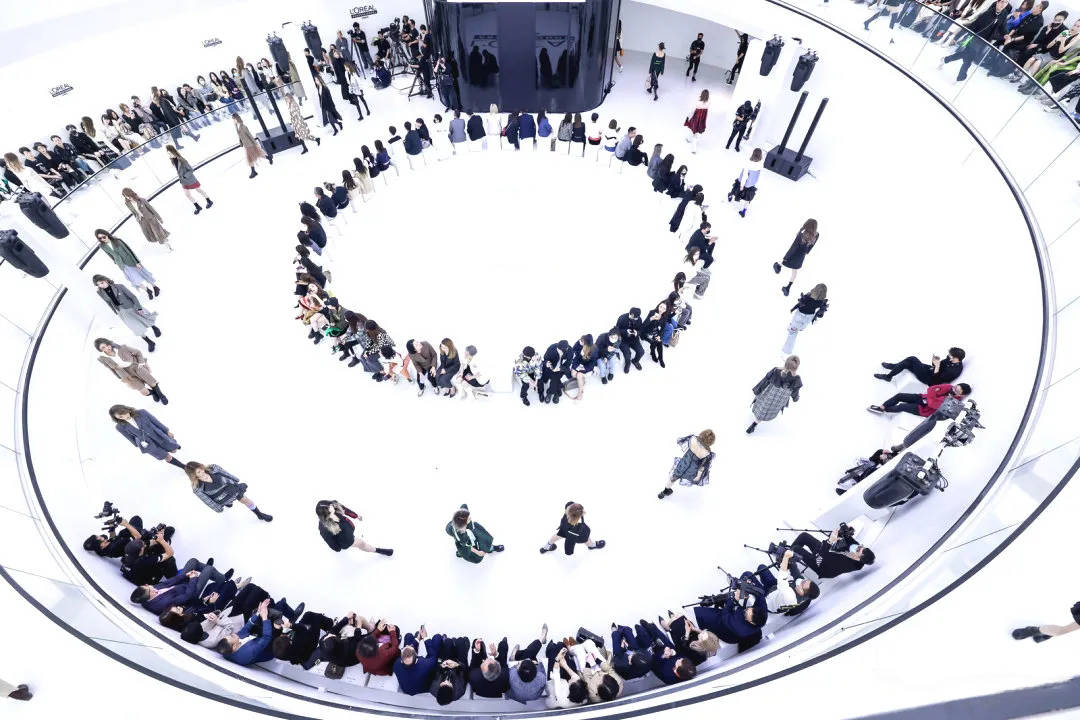 溶液 美业“奥斯卡”冠军夜，时尚风向标，震撼来袭