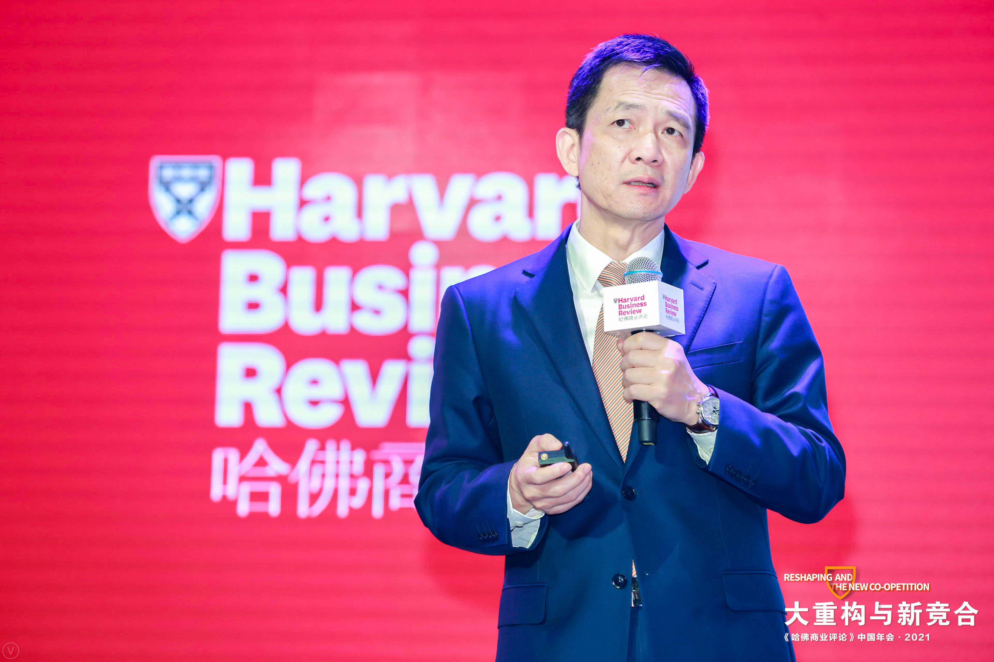 北大教授姚洋:中国有数以千计的隐性冠军企业,世界对中国的依赖度在