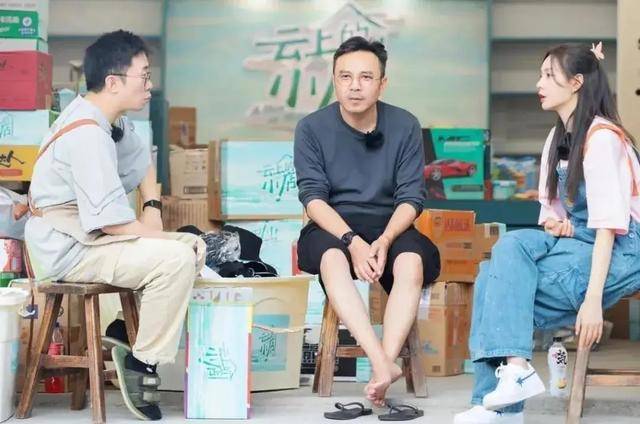 云上|《云上的小店》上山采茶果，下乡送快递，湖南卫视的综艺很生活