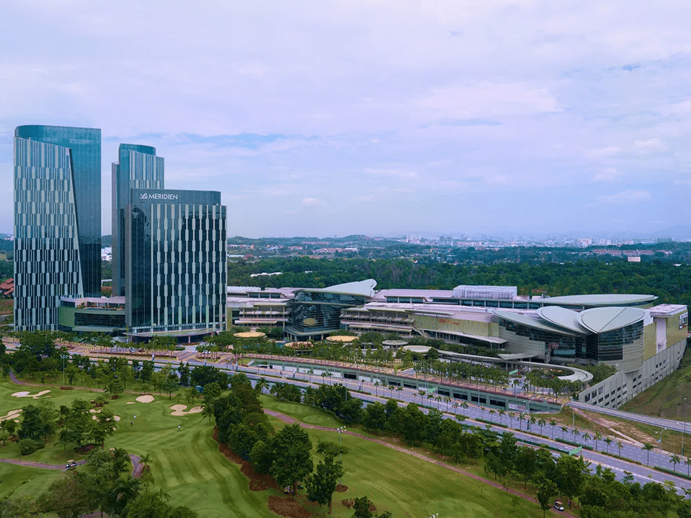 城市商业顶流之战厦门ioimall强势来袭