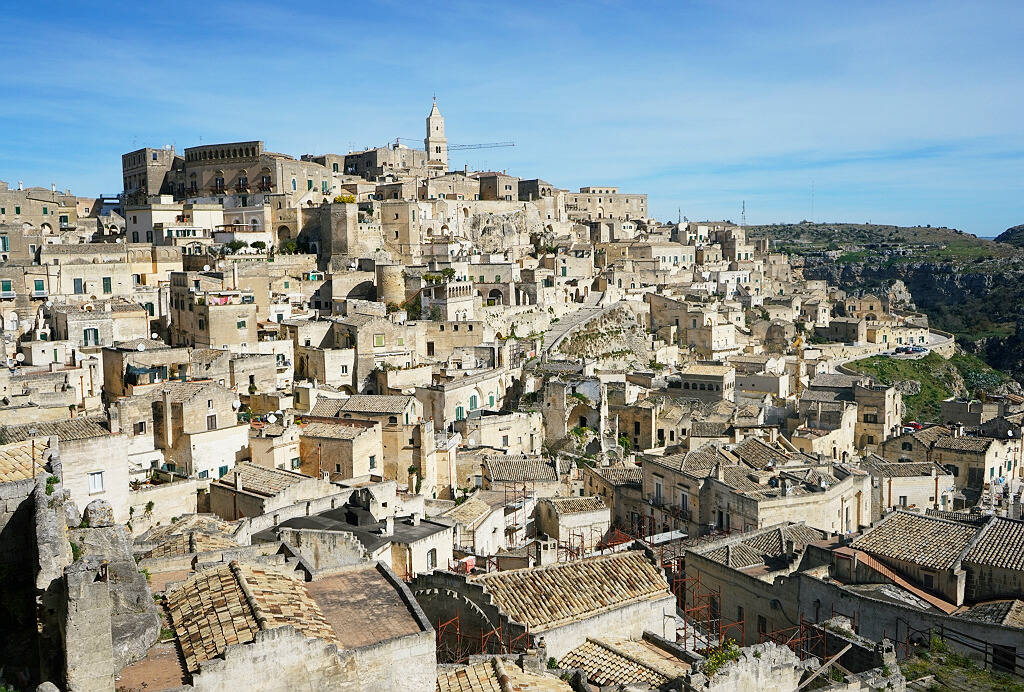 《007:无暇赴死》取景地 | 意大利石头城马泰拉