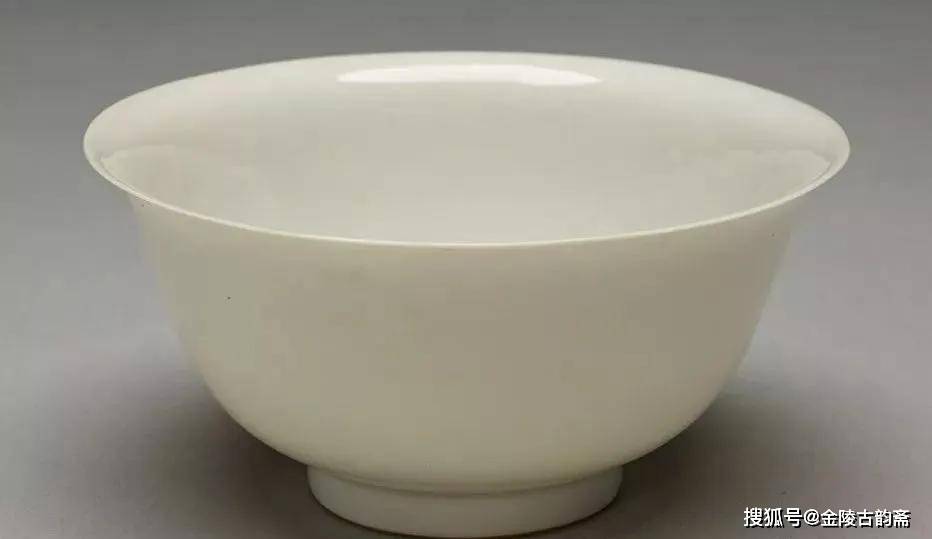 明永乐甜白釉瓷器鉴赏