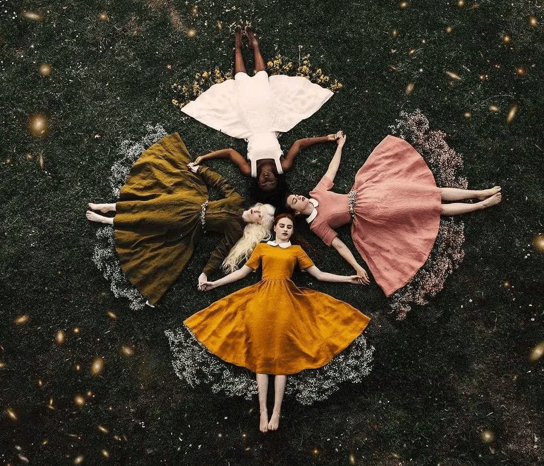 显得|【经典诗歌】我们想捕捉住自己的灵魂 | 韩昕余