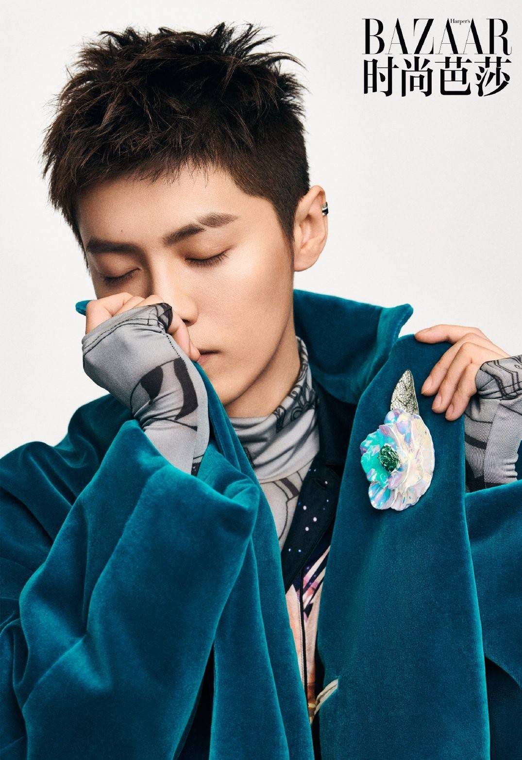 鹿晗登时尚芭莎12月刊封面 | 携宝诗龙珠宝出镜