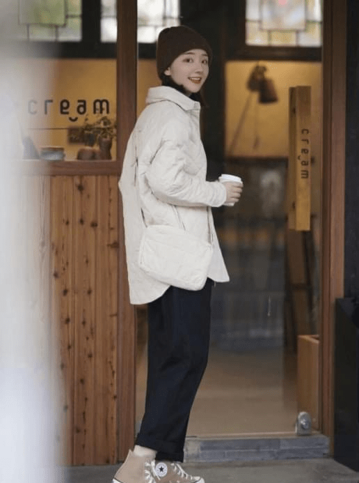 仙女 秦舒培大红晚礼服古典优雅