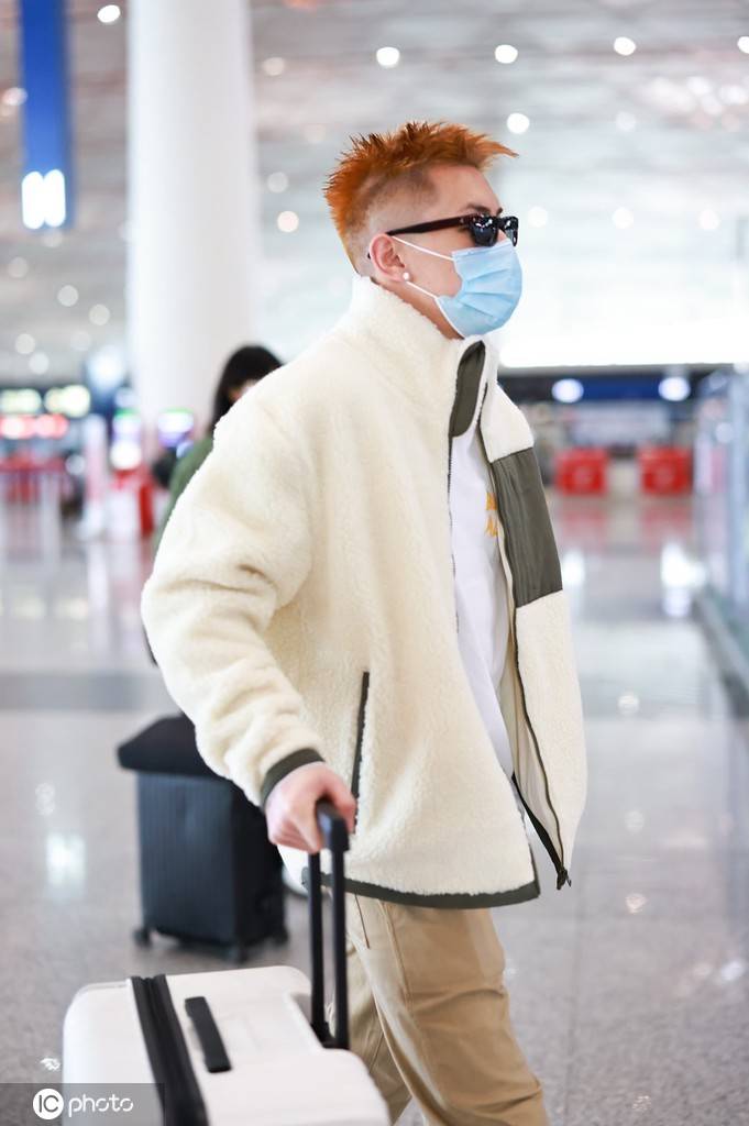 卡斯柏(casper),原名储晓祥.