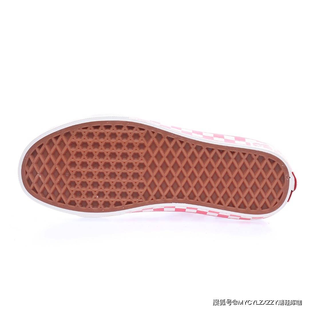 棋盘范斯Vans Vault OG SK8-Hi LX 高帮板鞋加绒麂皮淡粉红白棋盘底 VN0A38GF2U9