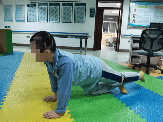 父母|车祸伤人猛如虎，儿童重症康复重铸希望人生