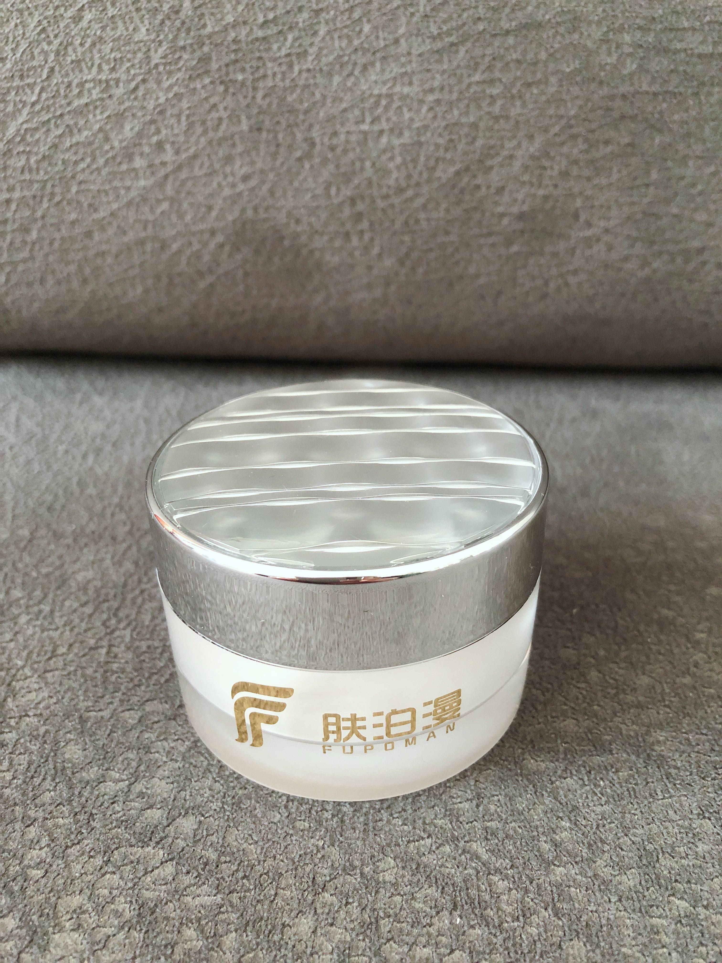 产品祛斑产品真的可以祛斑吗？秋天有TA，又白又稳！