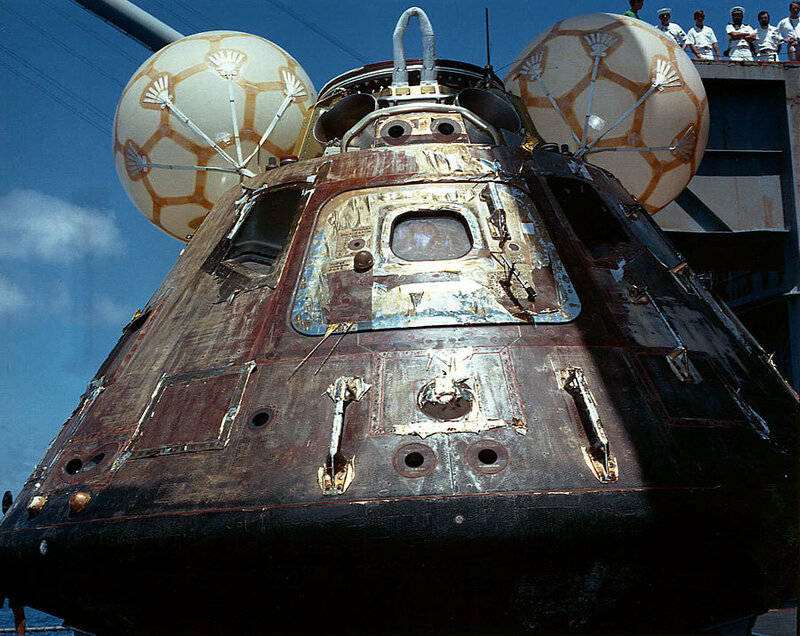 老照片1972年12月阿波罗17号登月舱高清旧照