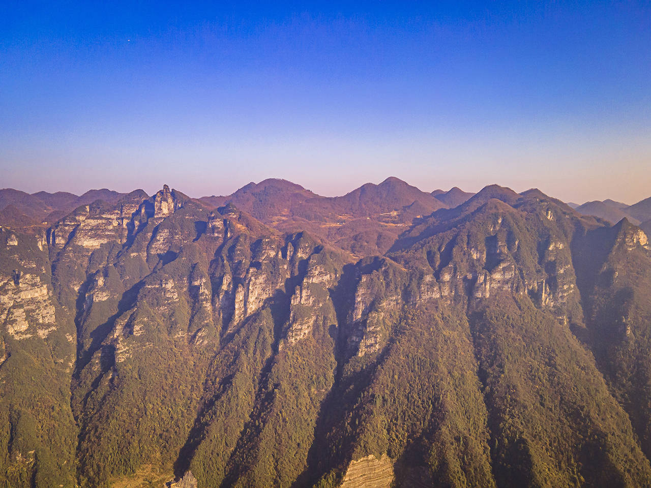 五峰|观醉美柴埠溪大峡谷，品土家风情长龙宴