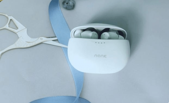 2022教育优惠送耳机 3f1ecd8abc464b3b9c2d00aadce5946d.png