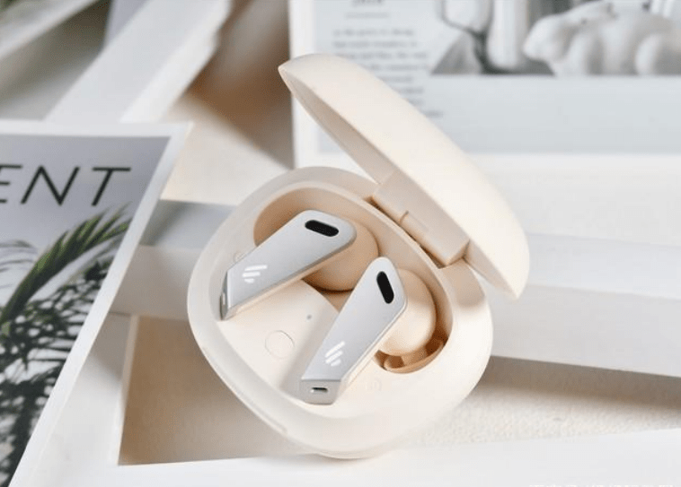 圣诞送男生什么礼物好？游戏低延迟蓝牙耳机推荐