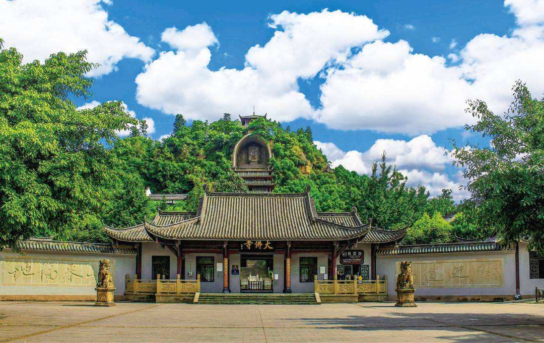 自贡10篇美景诗联作品_七绝_荣县_三岭