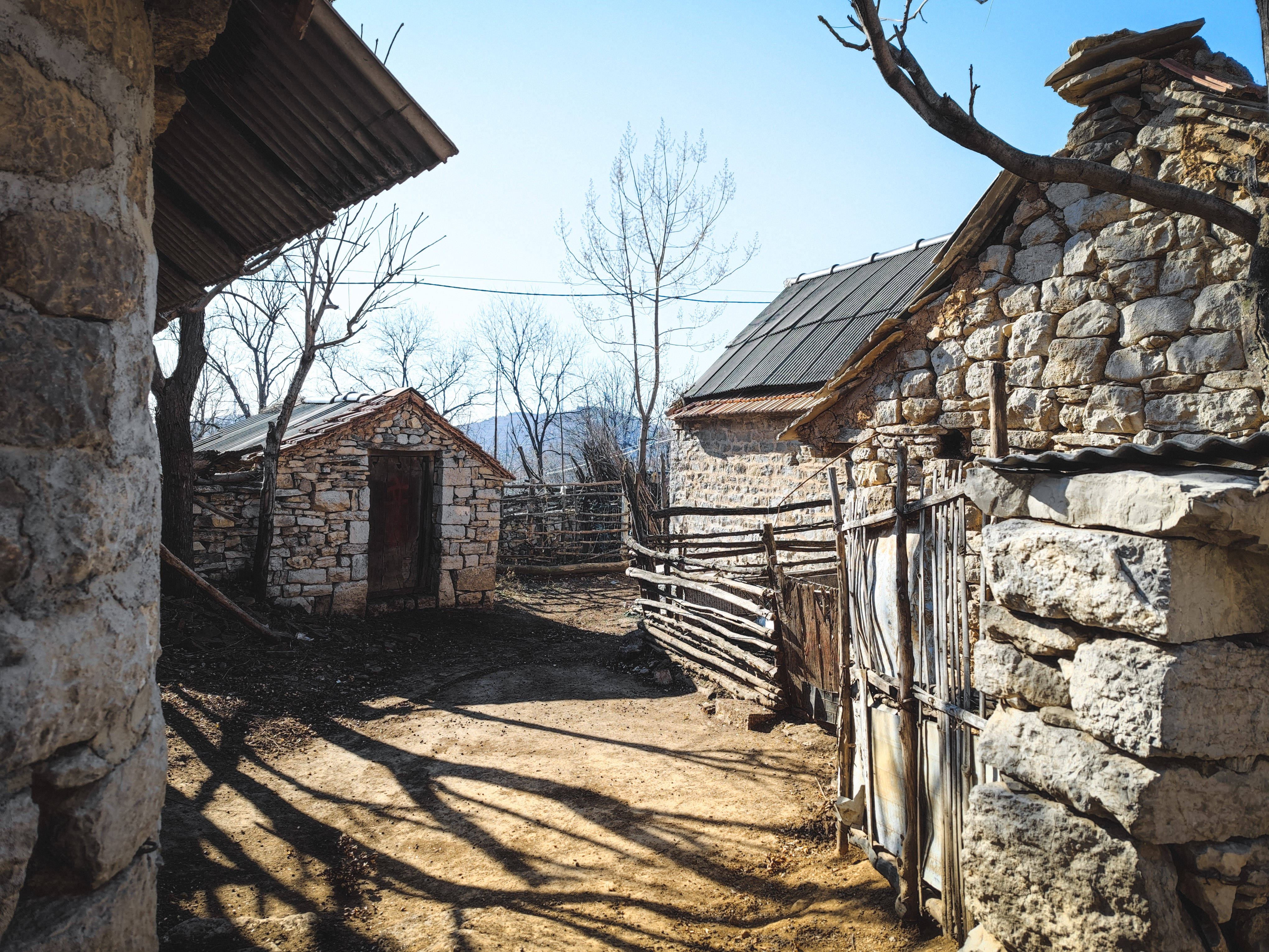 淄川东面大山里有个宝藏村落，传统民居众多，以电台而被众人熟知