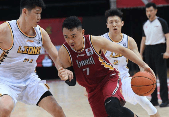 辽宁|2战狂飙15记三分！辽宁弃将射杀广东 他已接过王仕鹏的衣钵