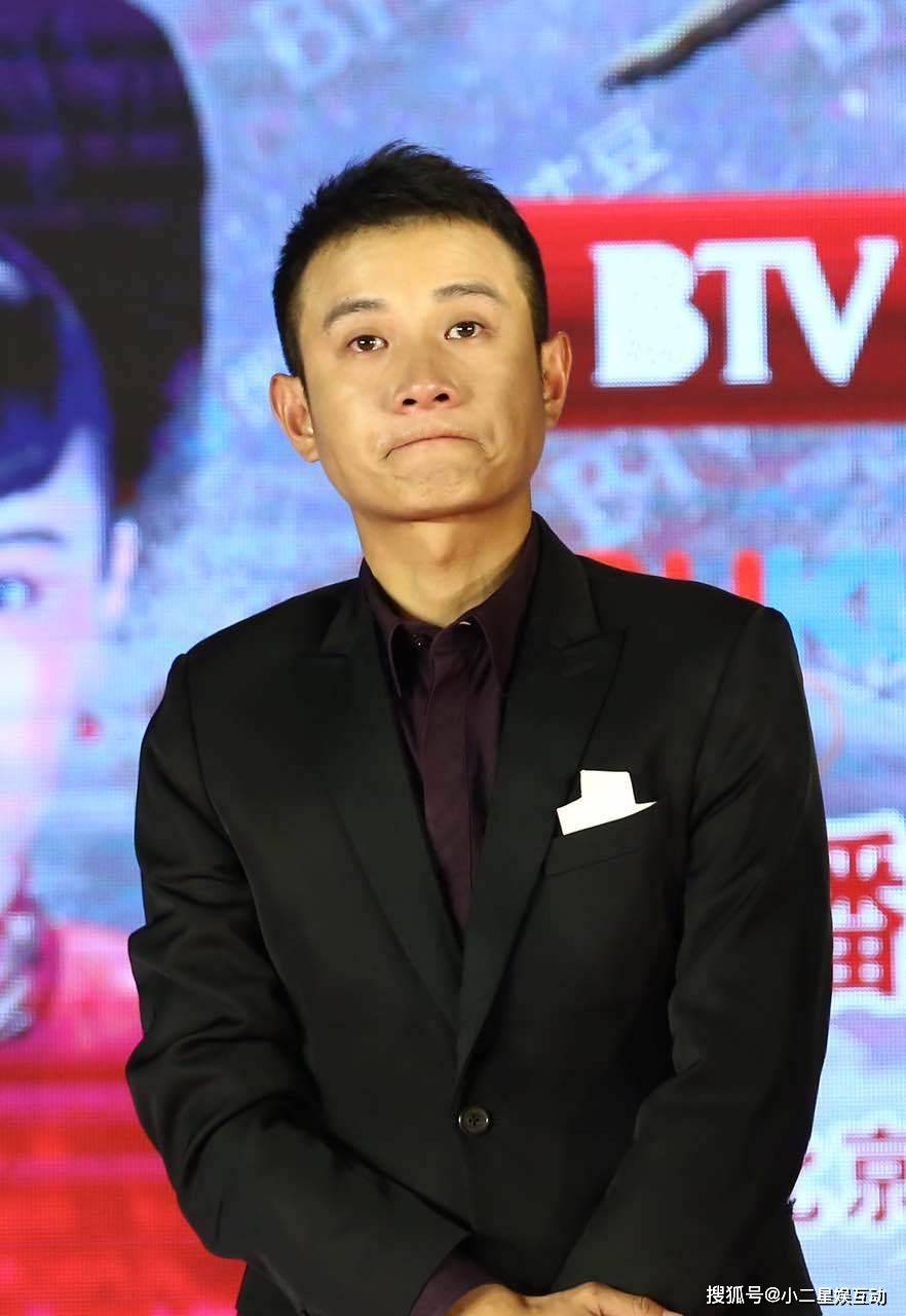 姚笛结婚当天，便是马伊俐与文章离婚之日！