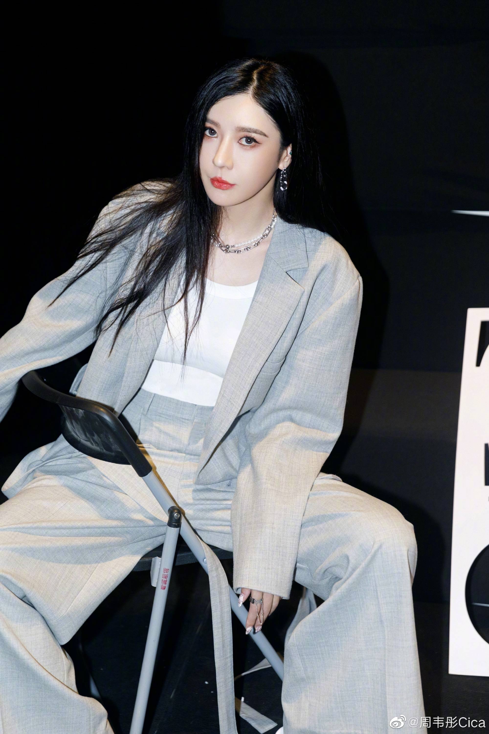 周韦彤性感生活写真