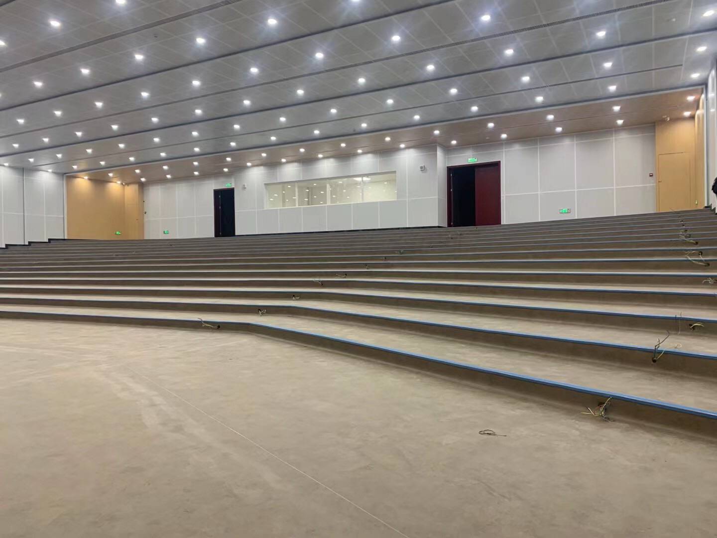 学校教育场所教学场所专用报告厅阶梯教室电影院专用pvc塑胶地板防滑