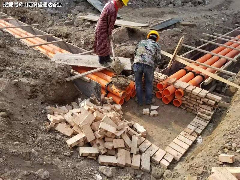 太原一次mpp管电力管施工实拍在山西mpp管的规范施工