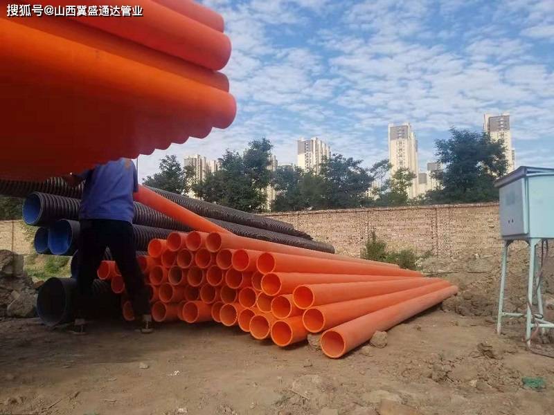 太原一次mpp管电力管施工实拍在山西mpp管的规范施工