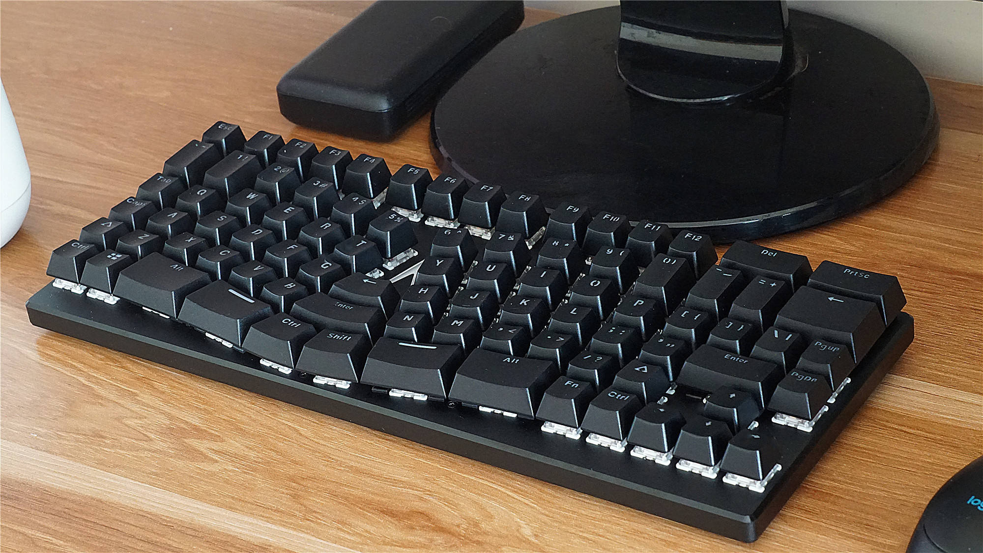 让码字舒服至极：X-Bows人体工学机械键盘评测