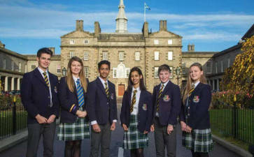 and|科技Assignment写作重点在哪?