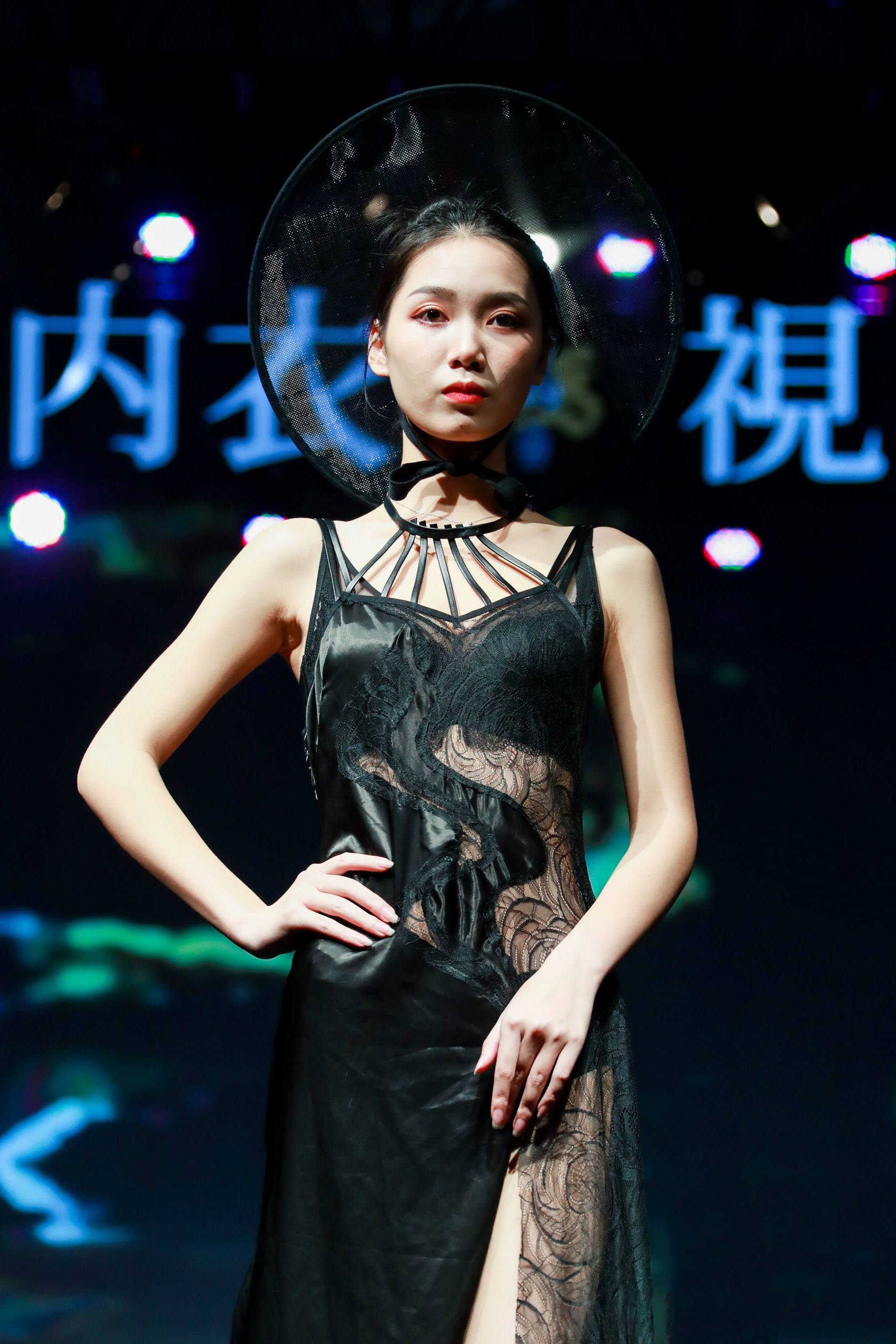广袖善舞唯美惊艳内衣视界峰会