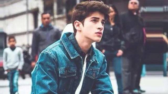 怎么说话才像男生 88027d20cc0144669cae6fcf122d44e8.jpeg