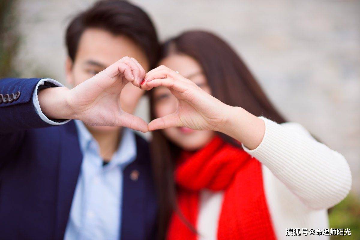 属狗人往后情感运_感情_大运_婚姻