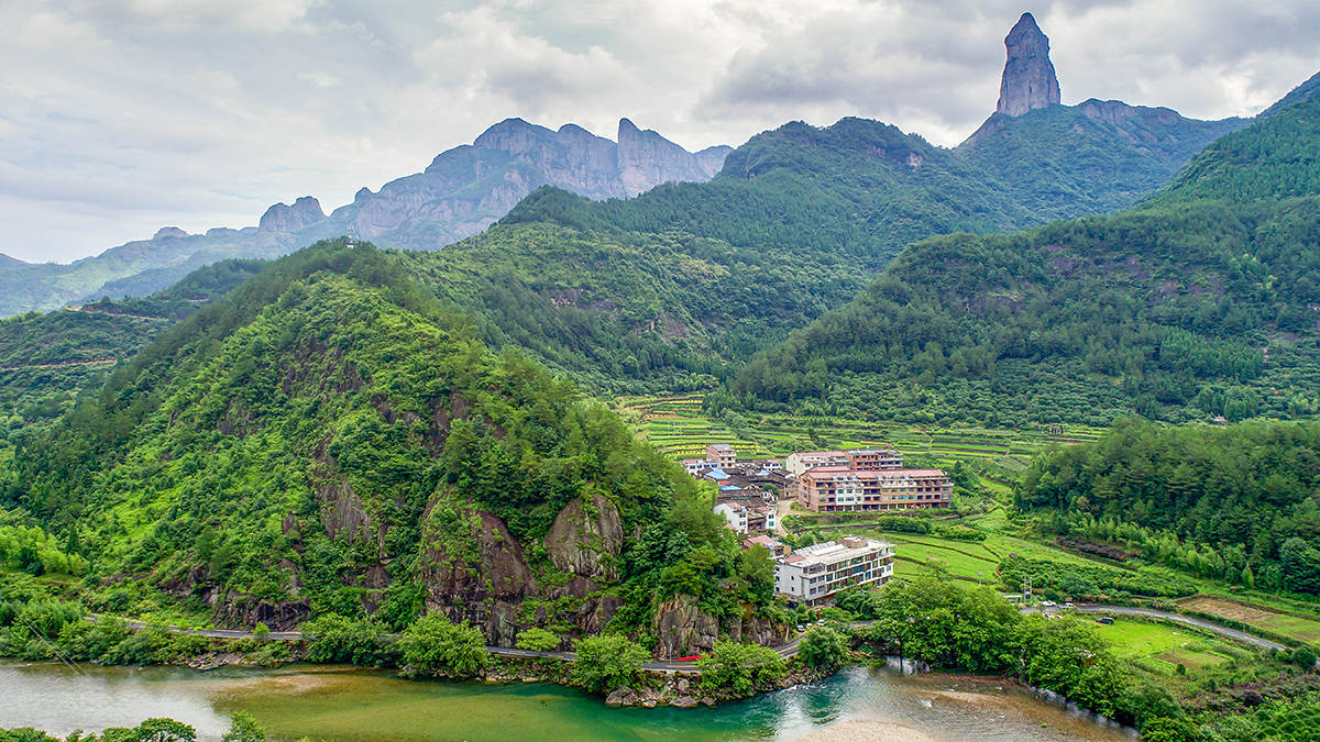 蓝色|有着“江南九寨沟”之称的仙居韦羌溪，虽不是景区，更胜景区之美