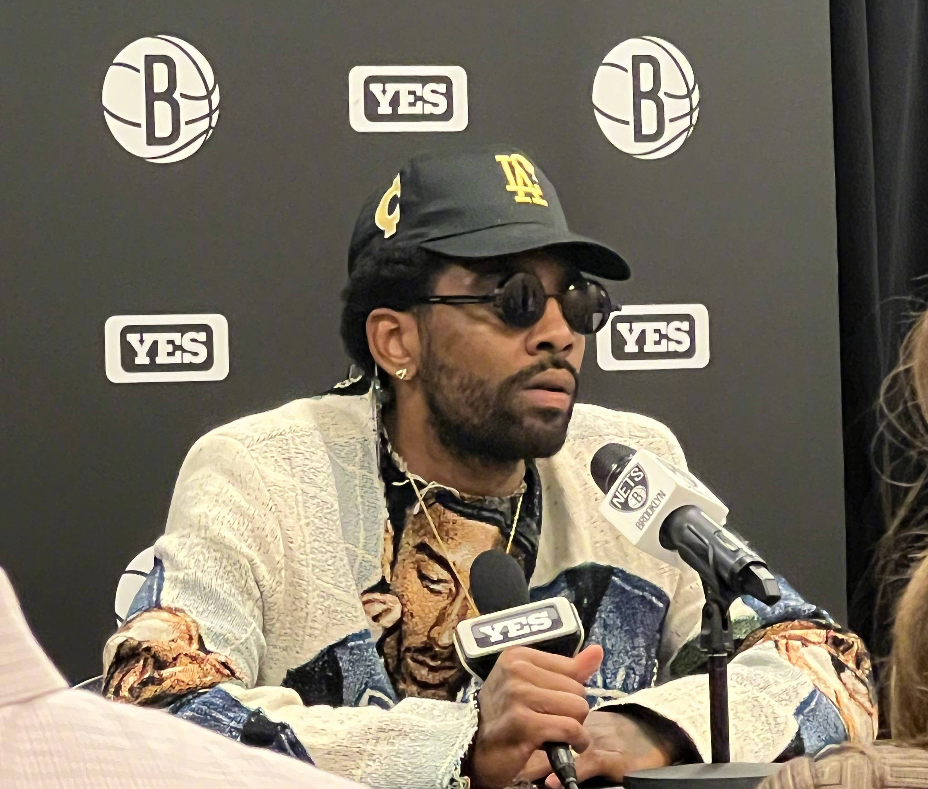 欧文:逆转是全队努力的结果 kd知道我是他身边的杀手