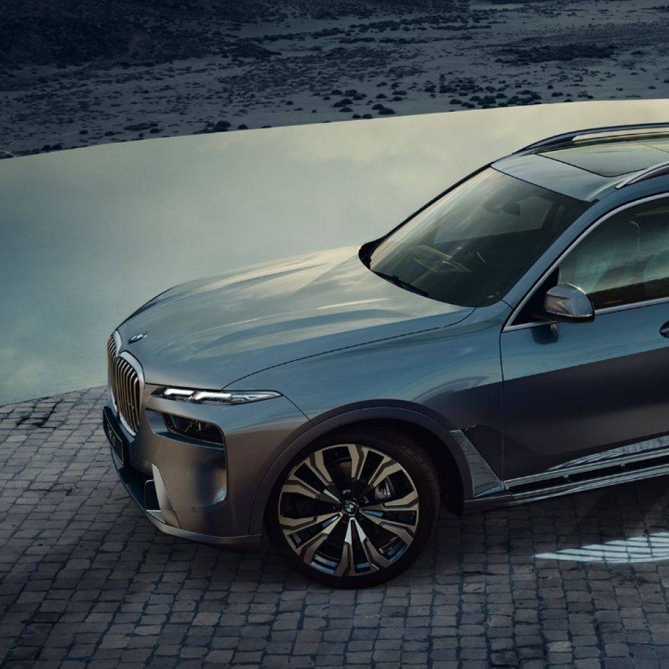 来了中期改款宝马x7官图发布造型更前卫换装新的操作系统