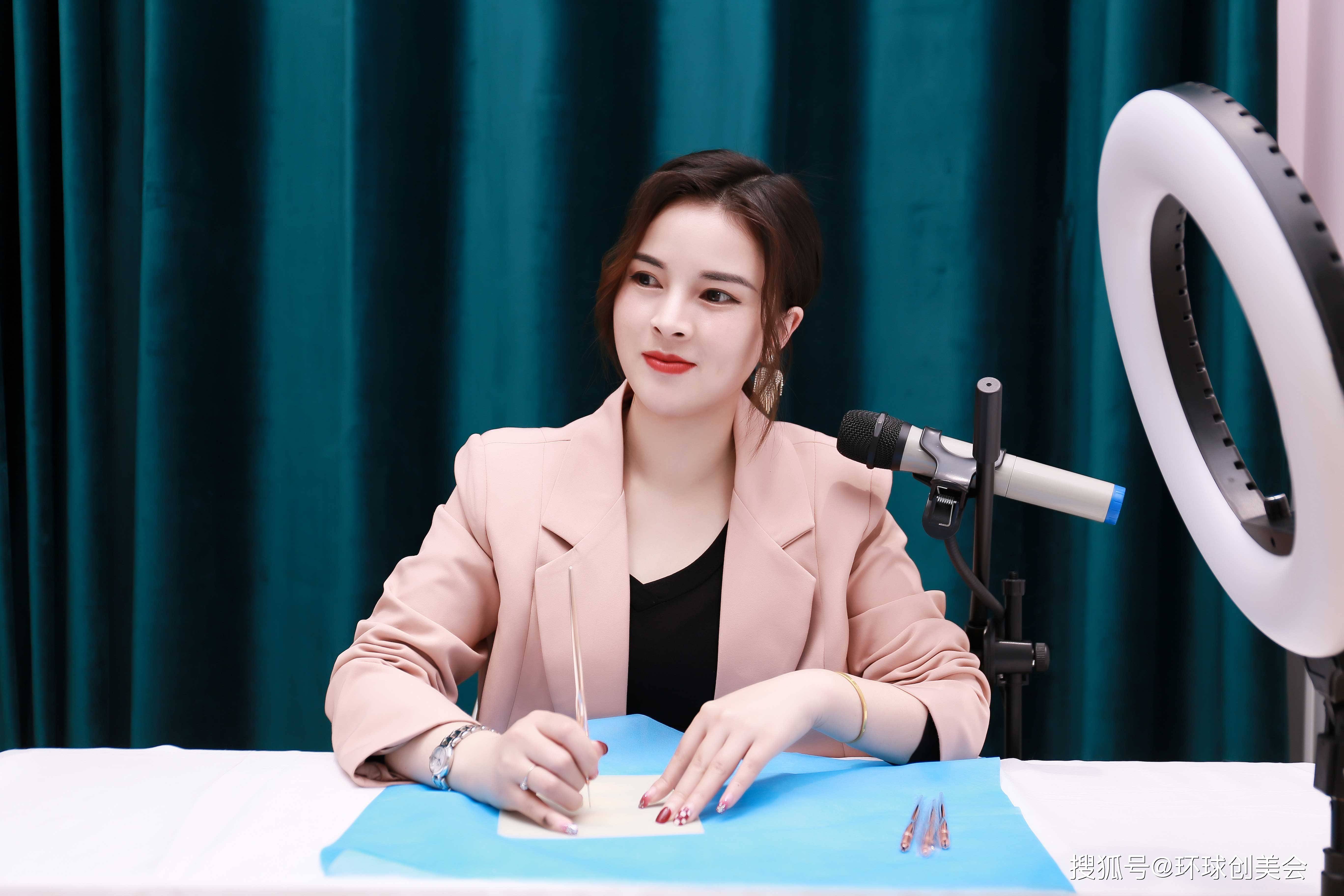 中国半永久纹绣培训专家梵色创美集团高级讲师本色纹绣培训导师刘丽琼